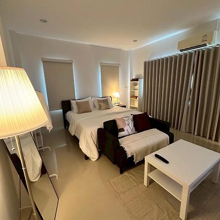 White Haven - Homestay For Ladies, Couple, Family จันทบุรี ภายนอก รูปภาพ